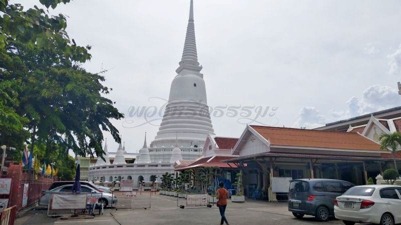 เจดีย์ วัดประยุรวงศาวาส โดยร้านพวงหรีดธรรมะ