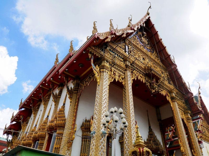 โบสถ์ วัดแก้วแจ่มฟ้า โดยร้านพวงหรีดธรรมะ