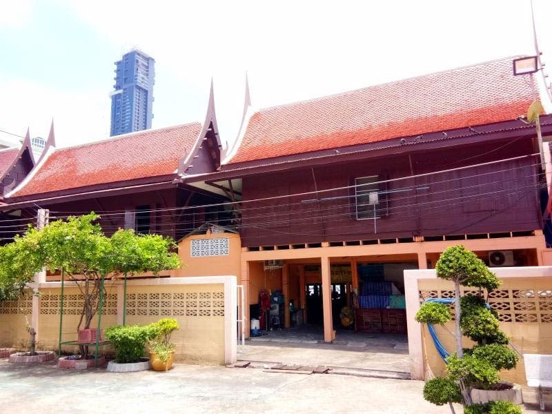 กุฏิพระ วัดไทร โดยร้านพวงหรีดธรรมะ