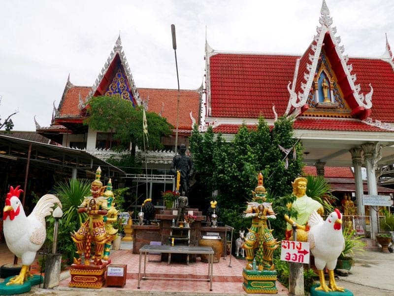 จุดกราบไหว้ร5 วัดอัยยิการาม โดยร้านพวงหรีดธรรมะ