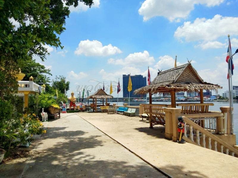 ทางริมน้ำ วัดไทรม้าใต้ โดยร้านพวงหรีดธรรมะ