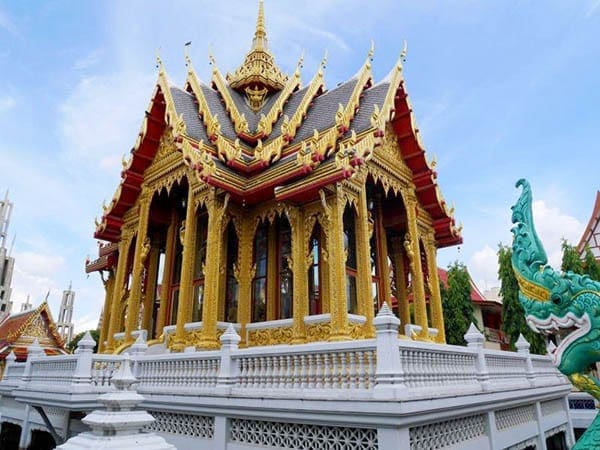 ร้านพวงหรีดวัดบางไผ่ ส่งพวงหรีดวัดบางไผ่ โดยร้านพวงหรีดธรรมะ