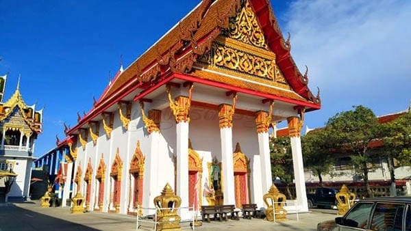 ร้านพวงหรีดวัดละหาร ส่งพวงหรีดวัดละหาร โดยร้านพวงหรีดธรรมะ