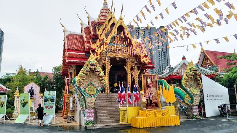 วิหาร วัดนาคปรก โดยร้านพวงหรีดธรรมะ