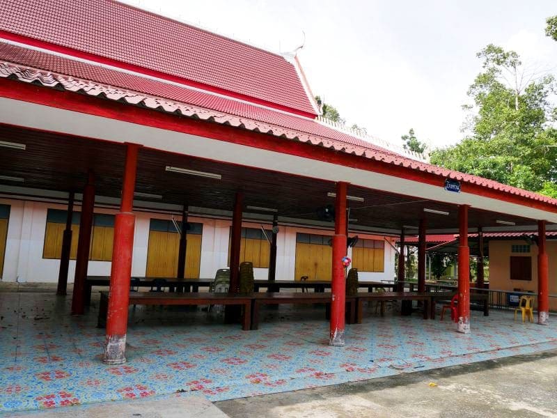 ศาลา วัดกลางคลองสาม โดยร้านพวงหรีดธรรมะ