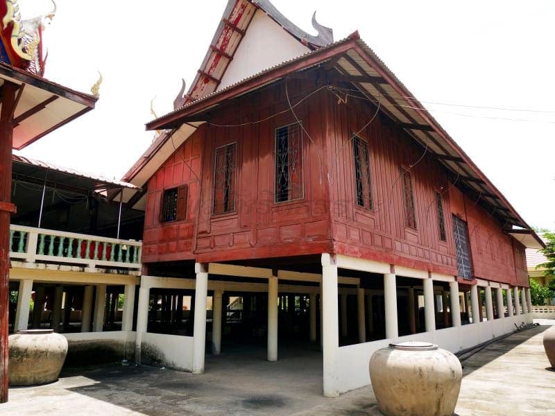 ศาลา วัดตาล โดยร้านพวงหรีดธรรมะ