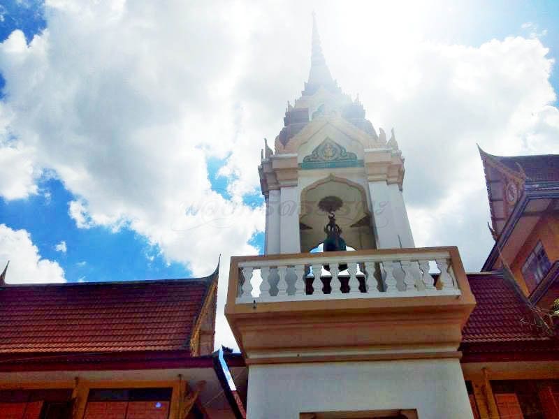 หอระฆัง วัดทินกรนิมิต โดยร้านพวงหรีดธรรมะ