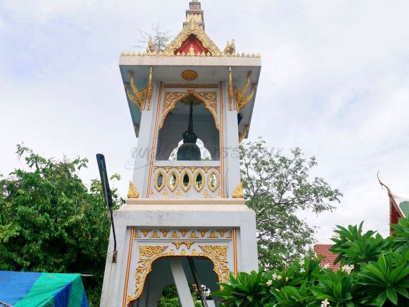 หอระฆัง วัดมูลจินดาราม โดยร้านพวงหรีดธรรมะ