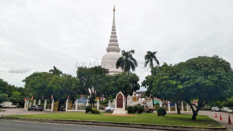 เจดีย์ วัดพระศรีมหาธาตุ โดยร้านพวงหรีดธรรมะ