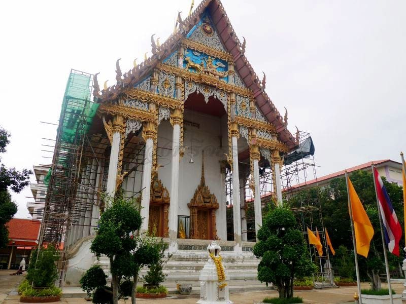 โบสถ์ วัดเขียนเขต โดยร้านพวงหรีดธรรมะ