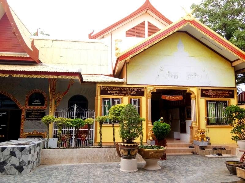 สำนักงาน วัดชัยมงคล โดยร้านพวงหรีดธรรมะ